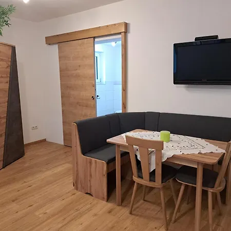 Ferienwohnung Abenthung Grinzens Exterior photo